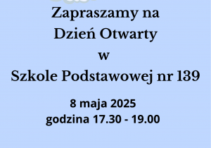 Dzieci z tornistrami i zaproszeniem do naszej szkoły