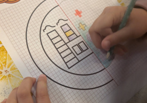 Uczniowie na zajęciach w muzeum