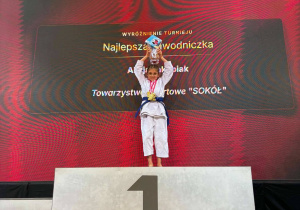 Ala na podium