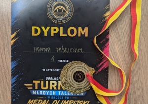 Dyplom i medal Hani