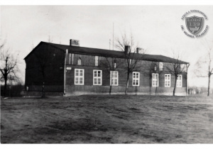 Budynek w którym mieściła się filia szkoły, ul. Janosika 32.